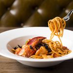 Spaghetti, Lobster, Tomato, Black Olive<br>